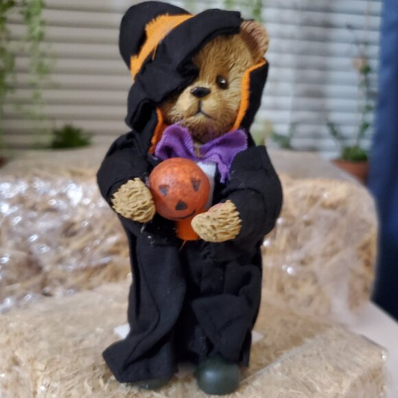 Vintage Halloween Collectible 5” Resin Teddy Bear Wizard / Witch Figurine - Picture 1 of 3